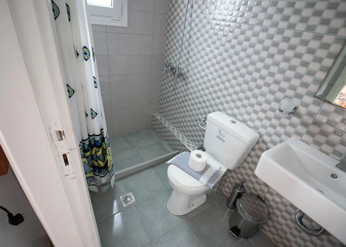 Bed & Breakfast Sailing Club